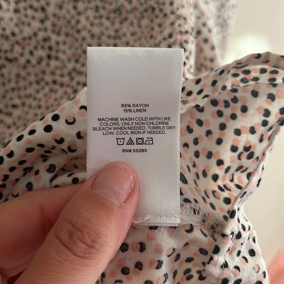 Express puff sleeve blouse size medium - Picture 7 of 8